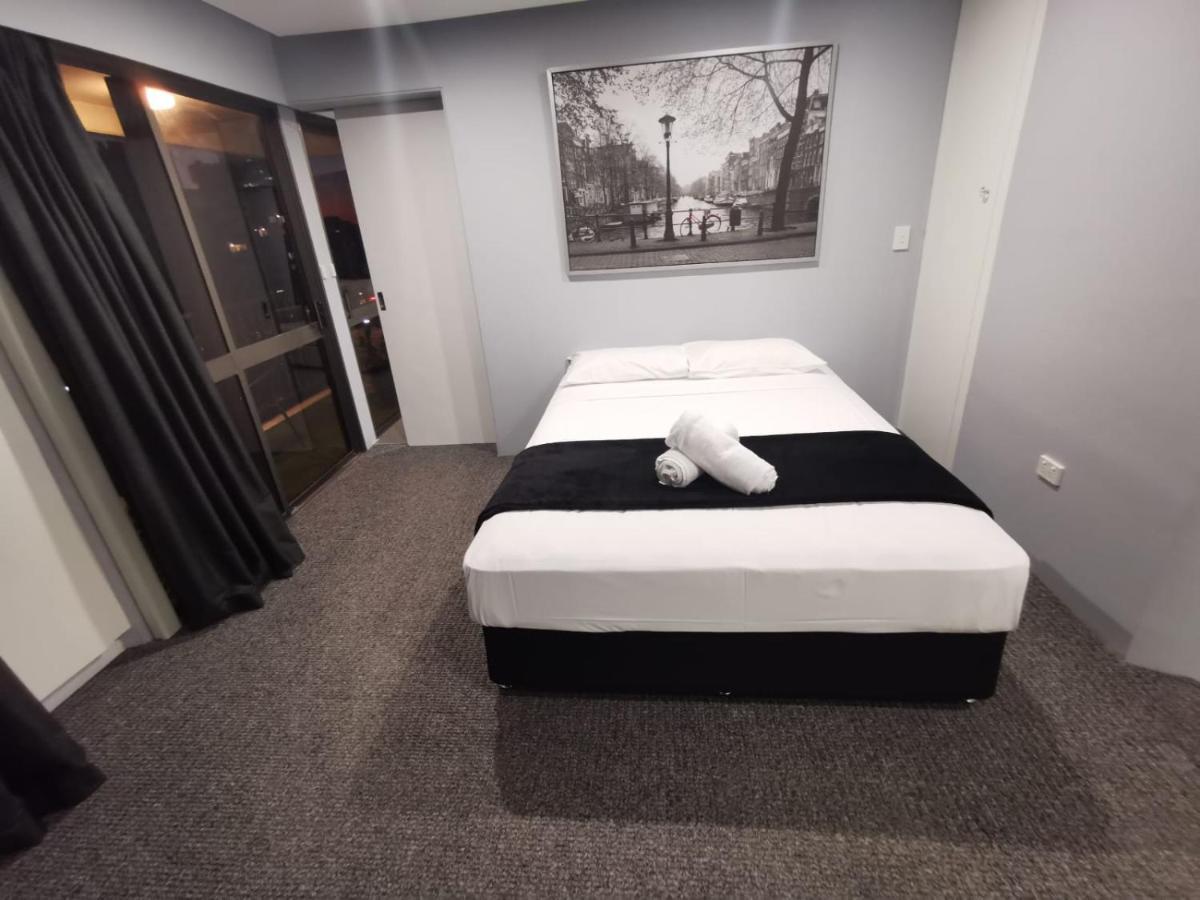 Surfers Holiday Apartments Голд-Кост Экстерьер фото