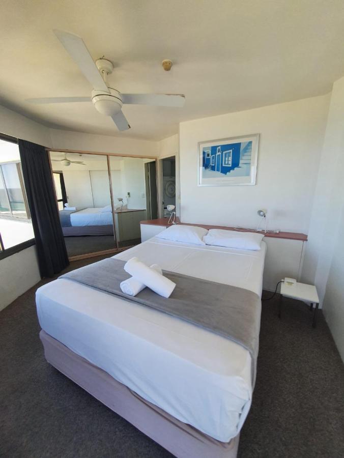 Surfers Holiday Apartments Голд-Кост Экстерьер фото