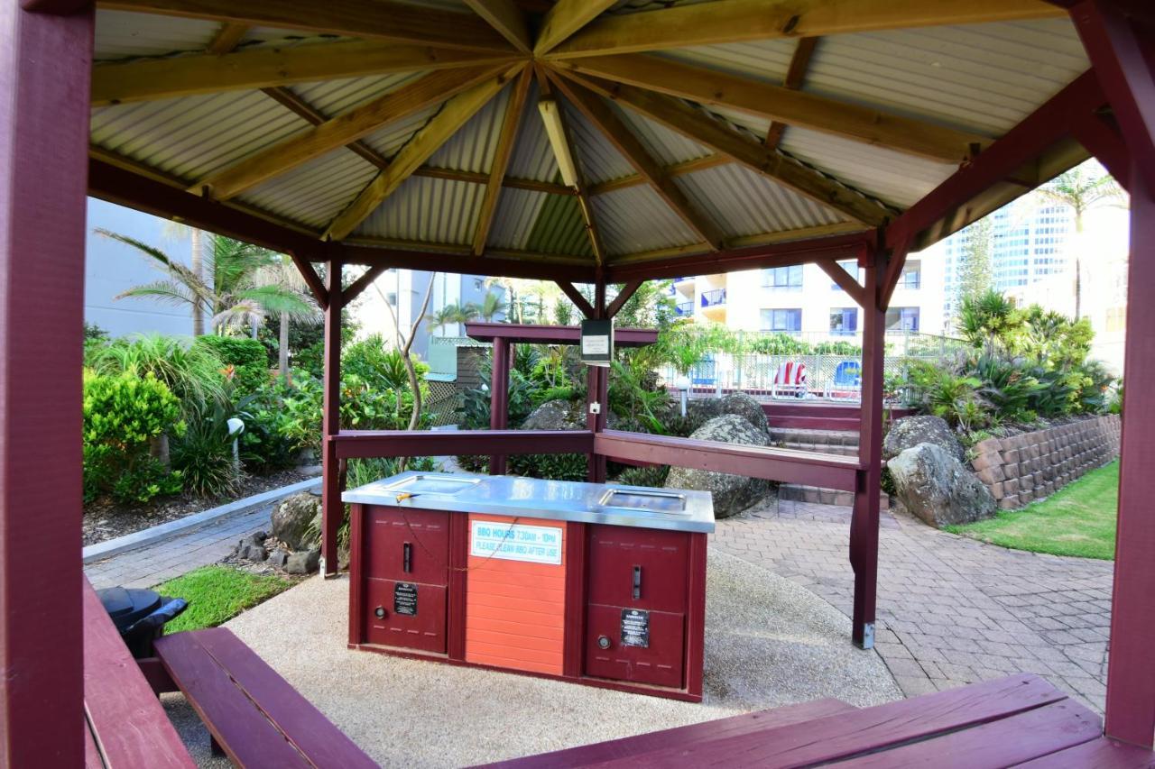 Surfers Holiday Apartments Голд-Кост Экстерьер фото
