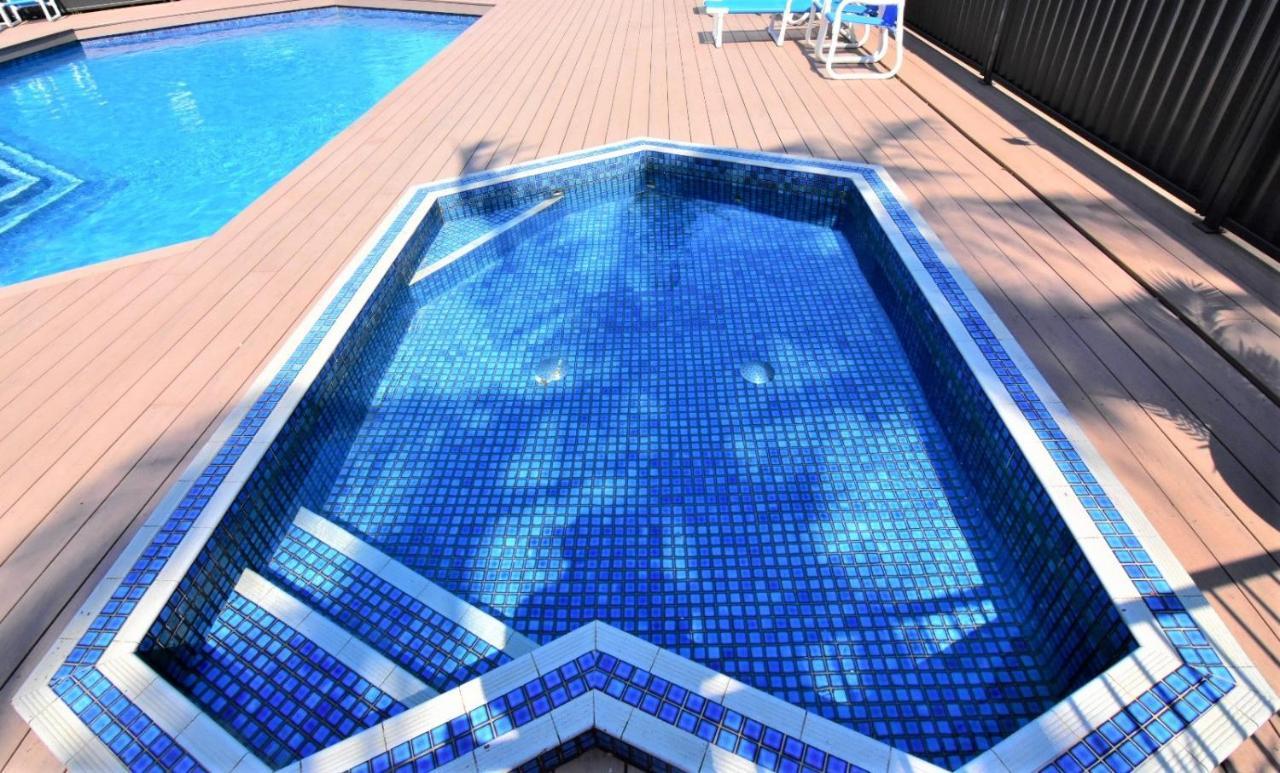 Surfers Holiday Apartments Голд-Кост Экстерьер фото