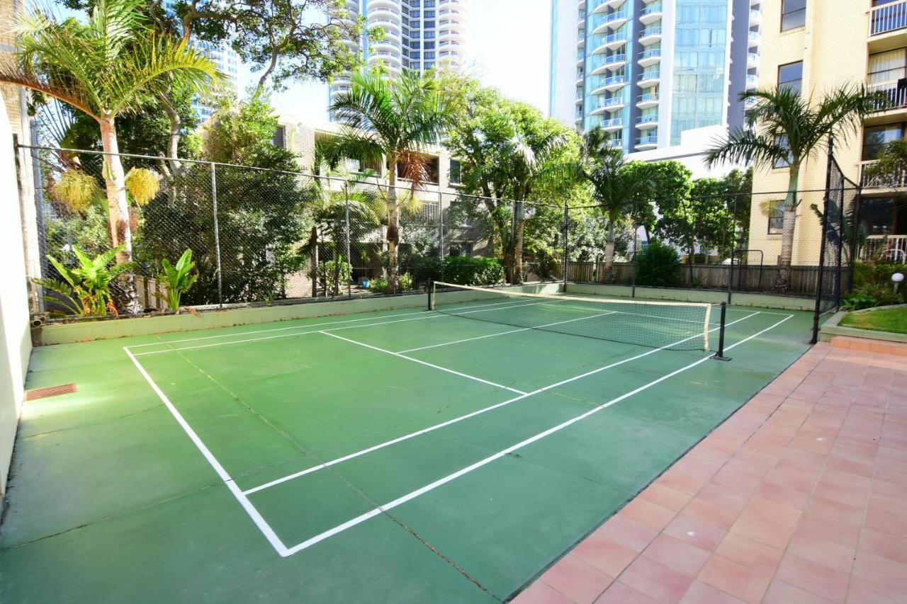 Surfers Holiday Apartments Голд-Кост Экстерьер фото