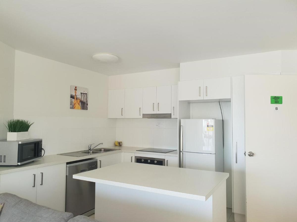 Surfers Holiday Apartments Голд-Кост Экстерьер фото