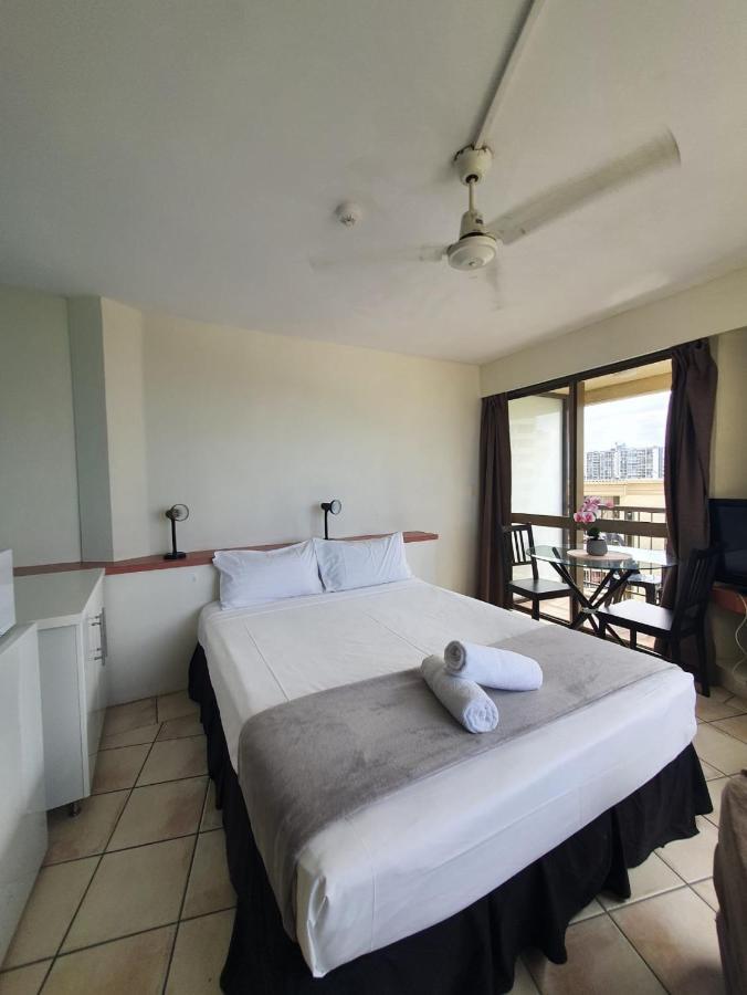 Surfers Holiday Apartments Голд-Кост Экстерьер фото