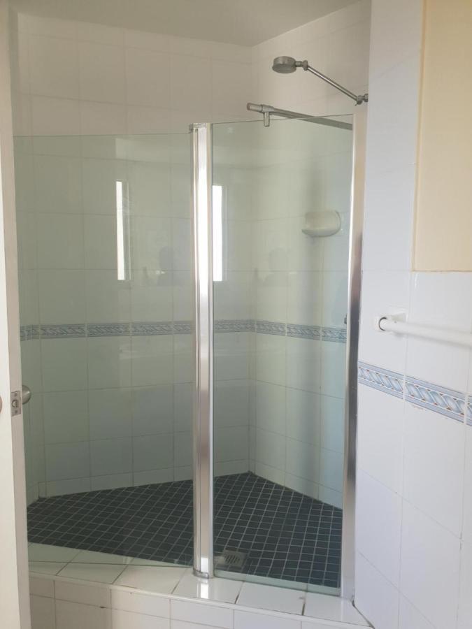 Surfers Holiday Apartments Голд-Кост Экстерьер фото